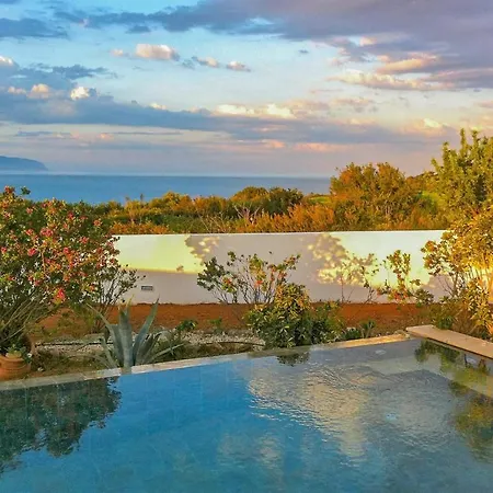 Caretta Beach Villa