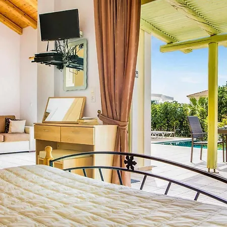 Villa Caretta Beach
